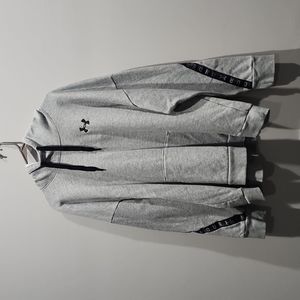 Underarmour Sweatshirt